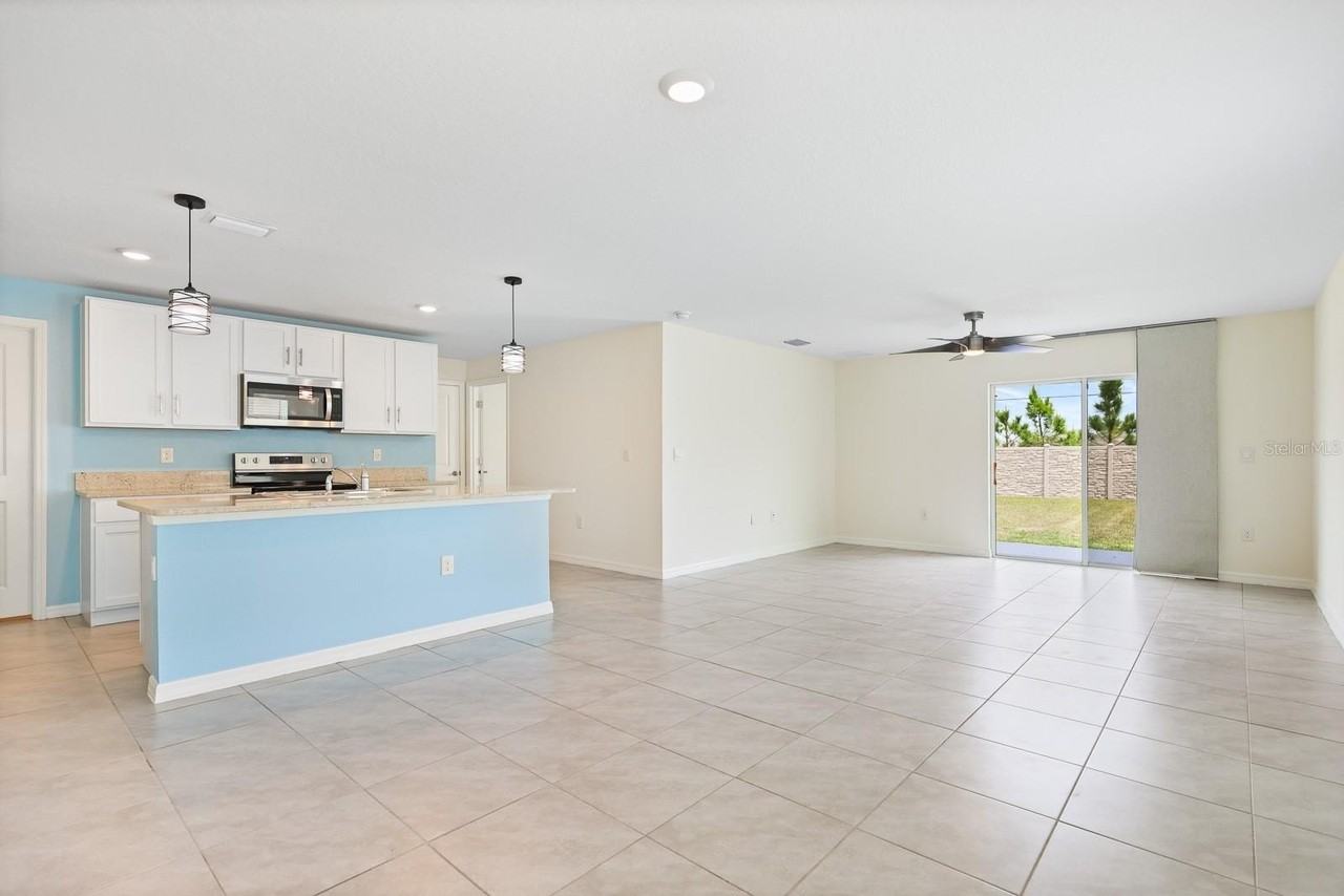 16555 Mosaic Oar Dr - Photo 4 of 39
