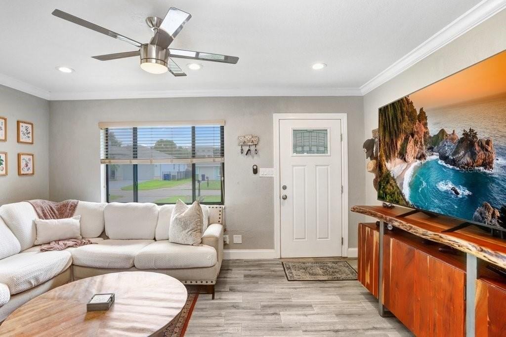 4415 W Bay Villa Ave - Photo 4 of 19