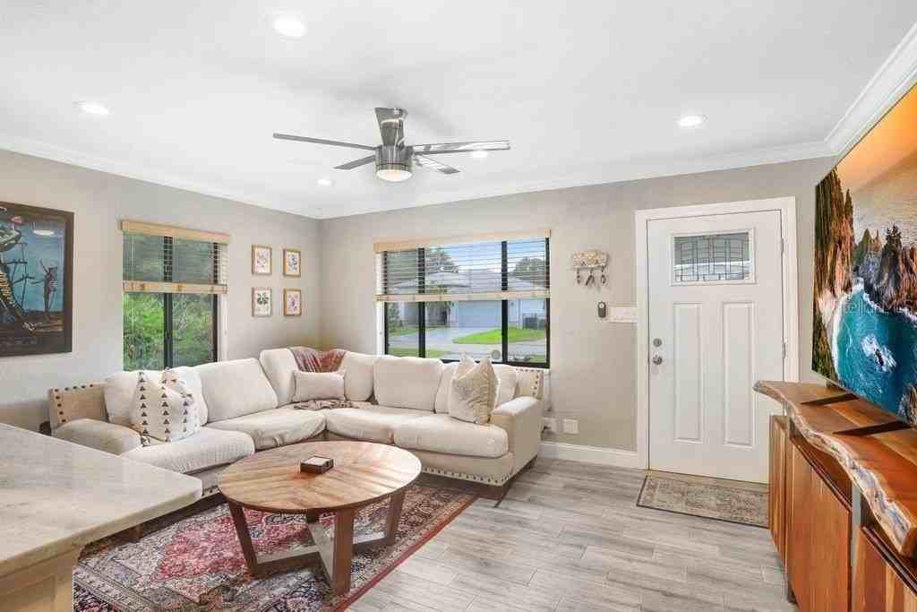 4415 W Bay Villa Ave - Photo 5 of 19