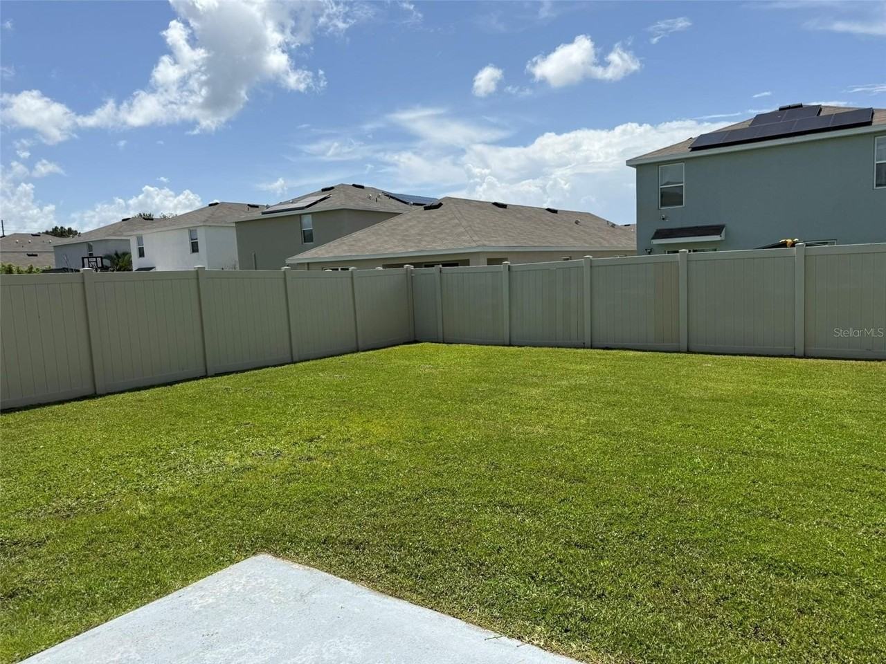 12131 White Cypress Pl - Photo 3 of 35