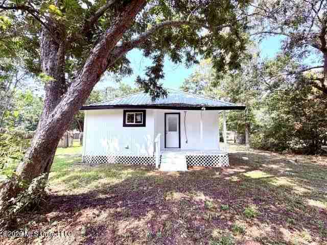 4612 Briggs St - Photo 5 of 20