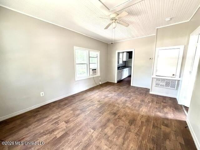 4612 Briggs St - Photo 7 of 20