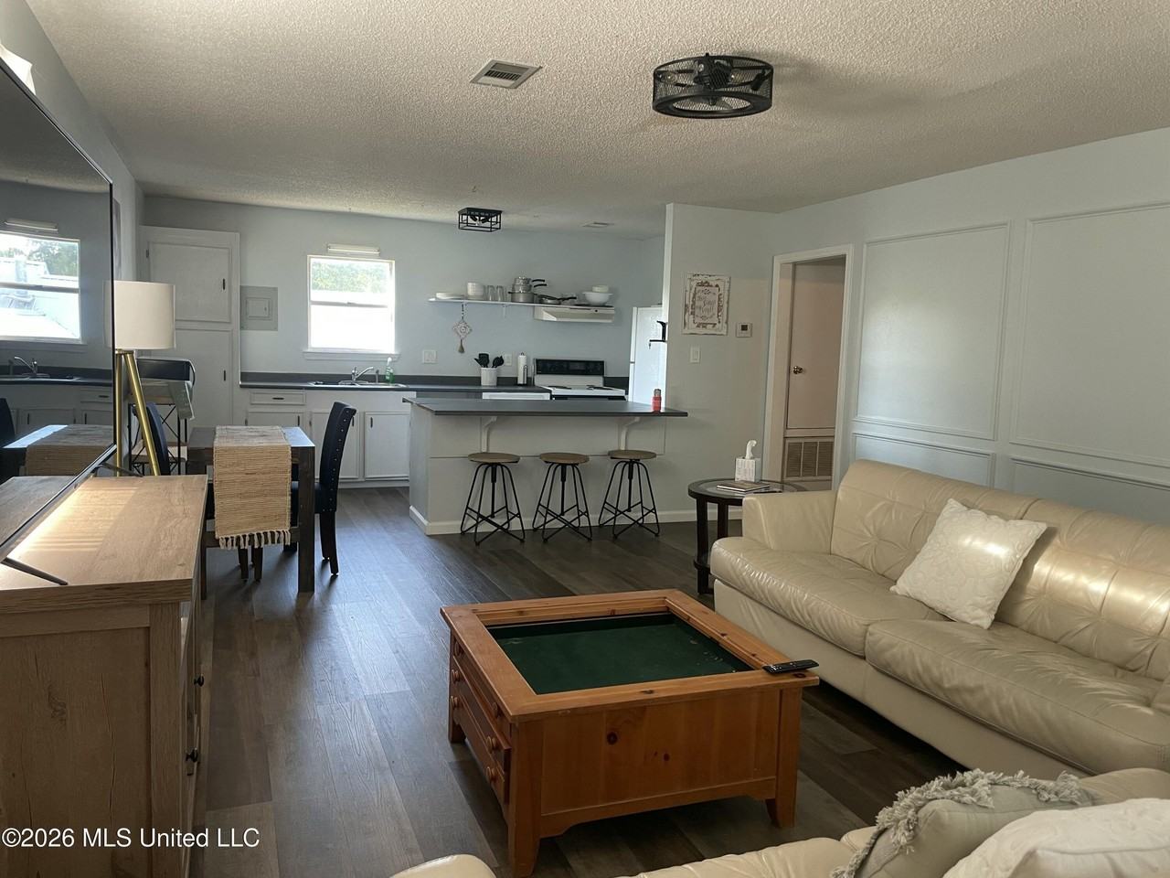 20413 Longview Road lot: Back Apartment - Photo 2 of 7