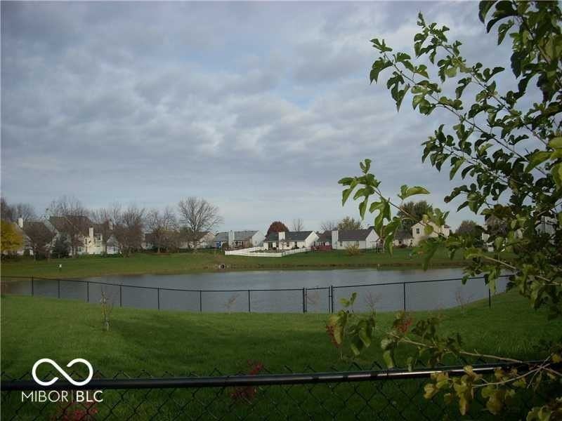 12858 Longleaf Ln - Photo 2 of 9