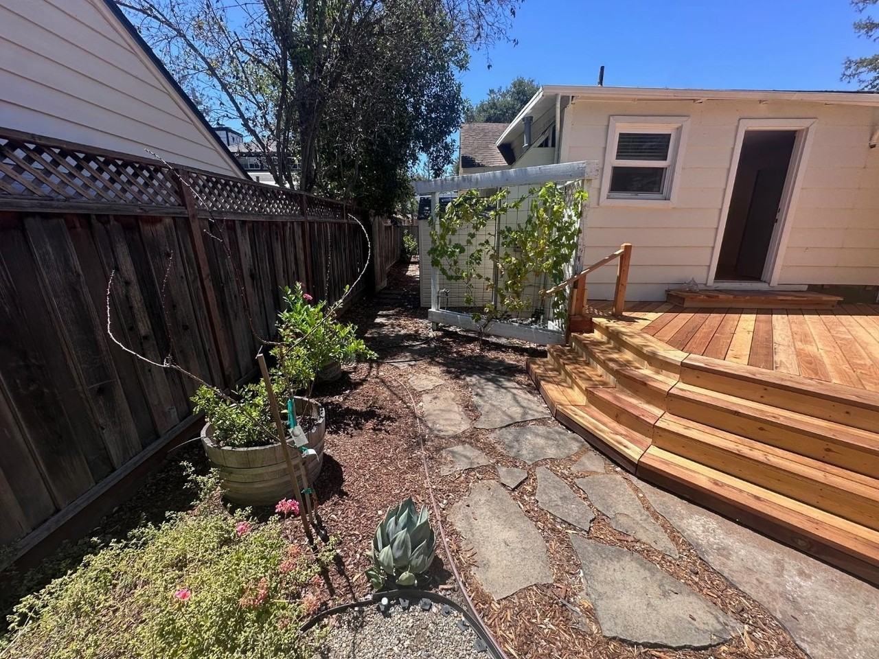 Stacia St - Photo 4 of 16