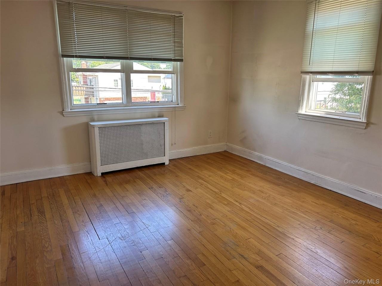 149 N Broome Ave - Photo 4 of 6