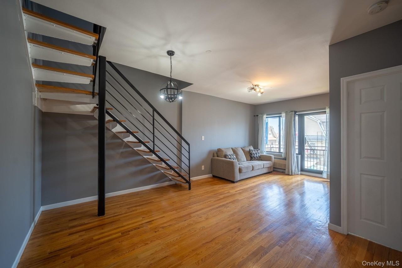 17524 89th Ave #C - Photo 5 of 24