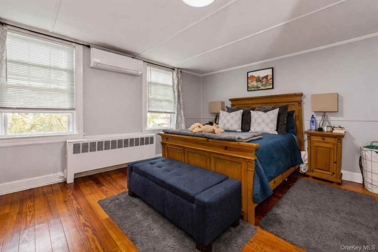 51 Spring St #C - Photo 4 of 10