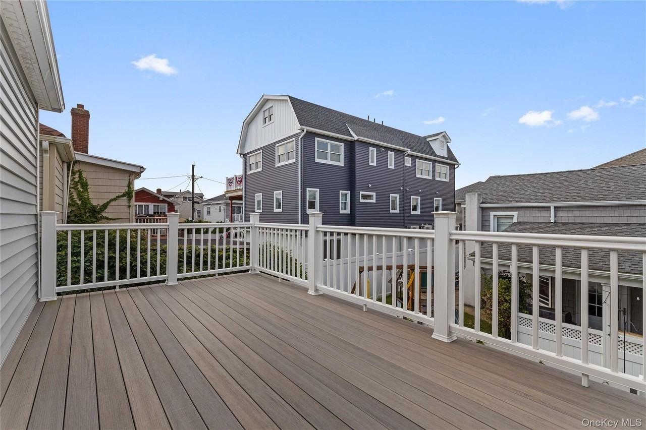 57 Rochester Ave - Photo 6 of 15