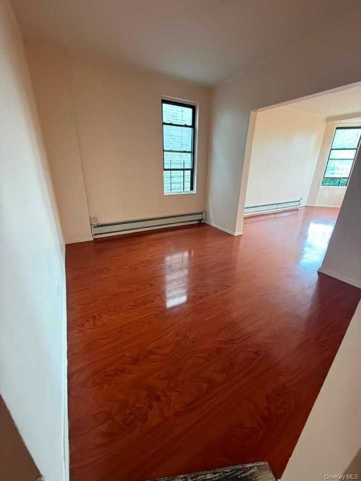 2138 Gleason Ave #01 - Photo 4 of 5