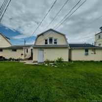 429 Guy Lombardo Ave #B - Photo 1 of 1
