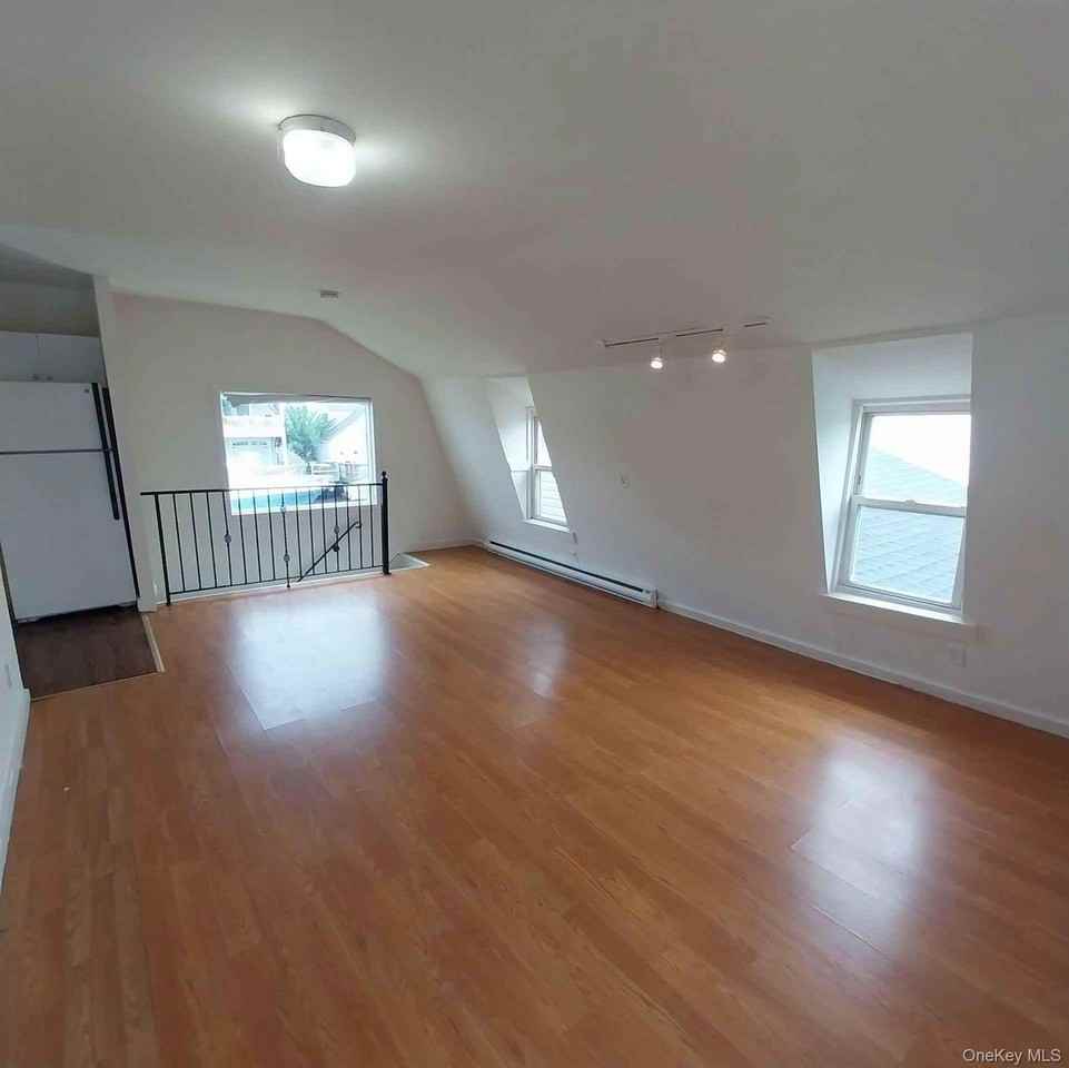429 Guy Lombardo Ave #B - Photo 3 of 15