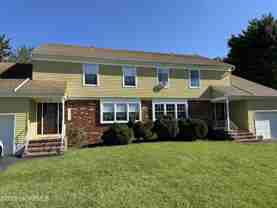 5 Bonnie Dr - Photo 1 of 1