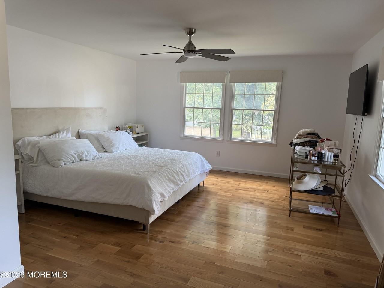 534 Apple Dr - Photo 2 of 10