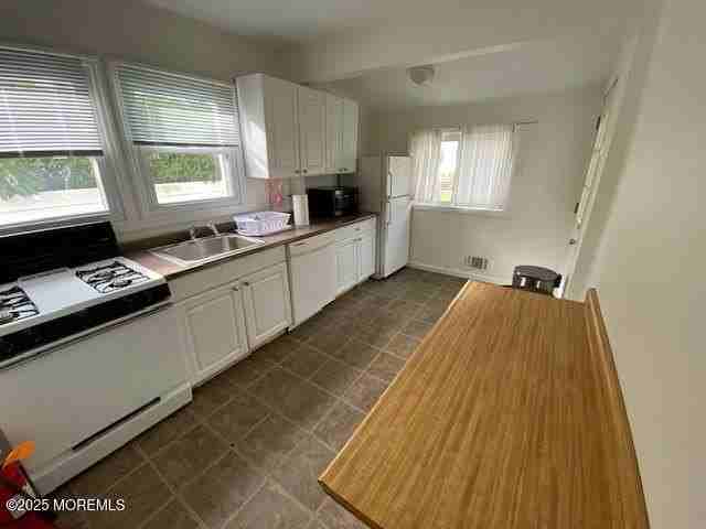 320 18th Ave - Photo 6 of 11