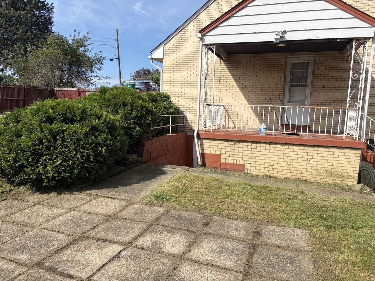 609 Garfield Ave - Photo 5 of 25