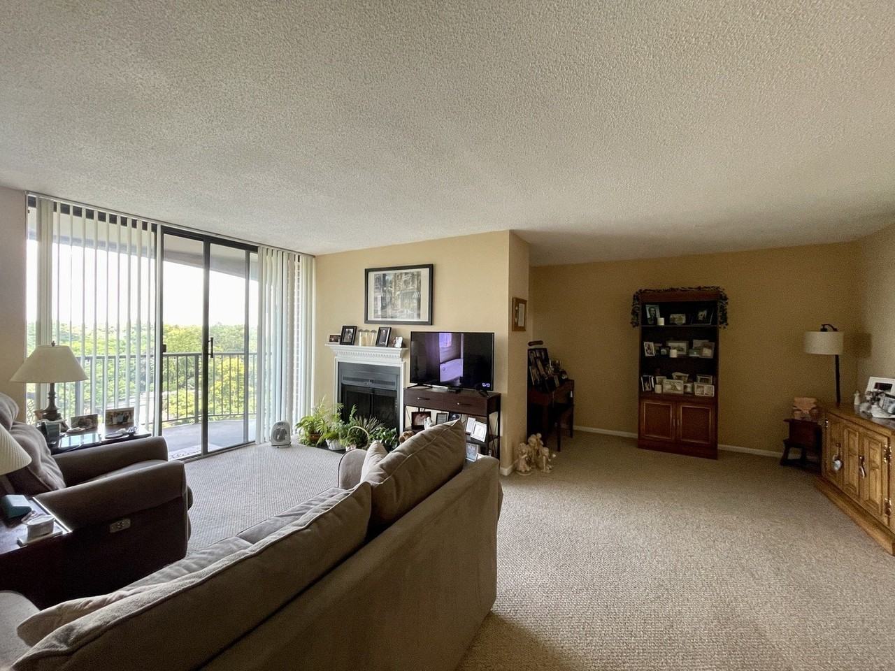 509 Aurora Ave #614 - Photo 7 of 27