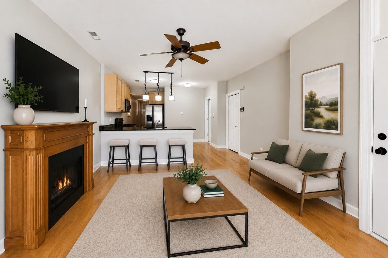 2455 W Arthington St #2 - Photo 3 of 20