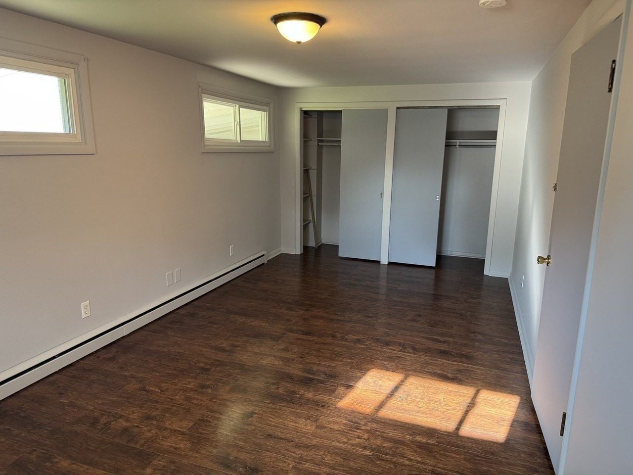 225 Panama Ave - Photo 7 of 10