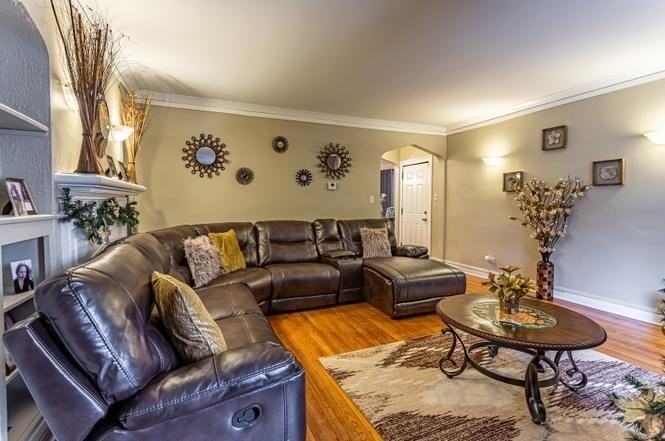 8035 S Paulina St #2 - Photo 2 of 21