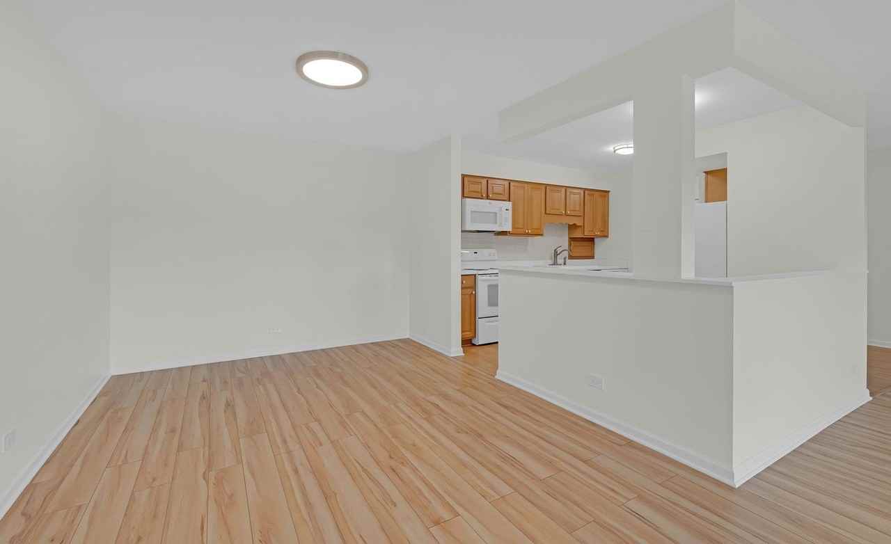 1415 E Central Rd #305A - Photo 5 of 18