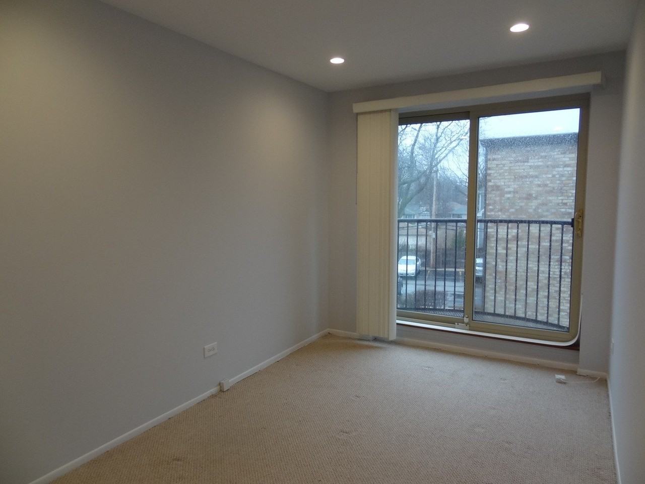 1950 Cherry Ln #315 - Photo 5 of 11