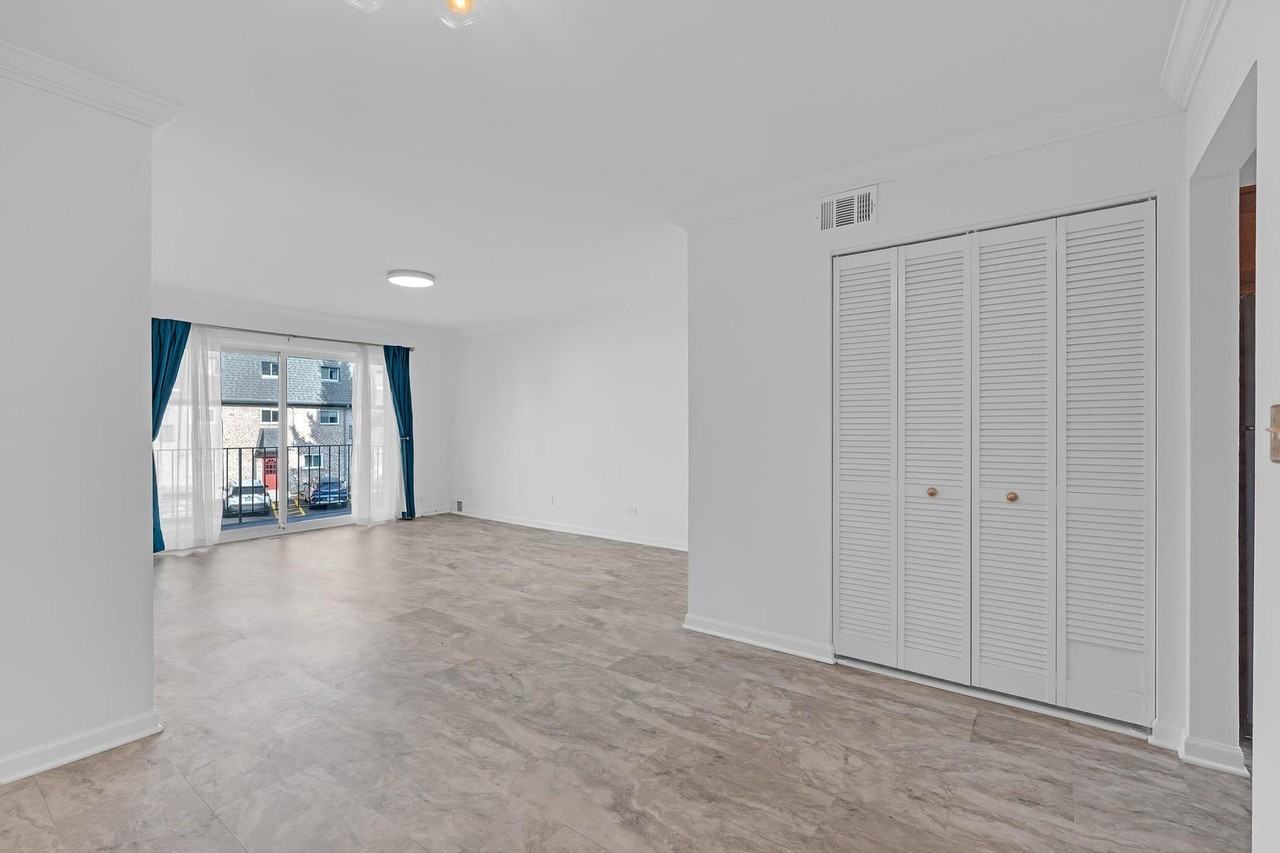 900 S Plum Grove Rd #216 - Photo 7 of 18