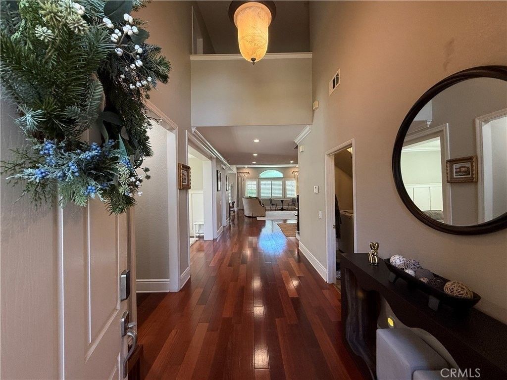 12210 Vista Ct - Photo 3 of 50