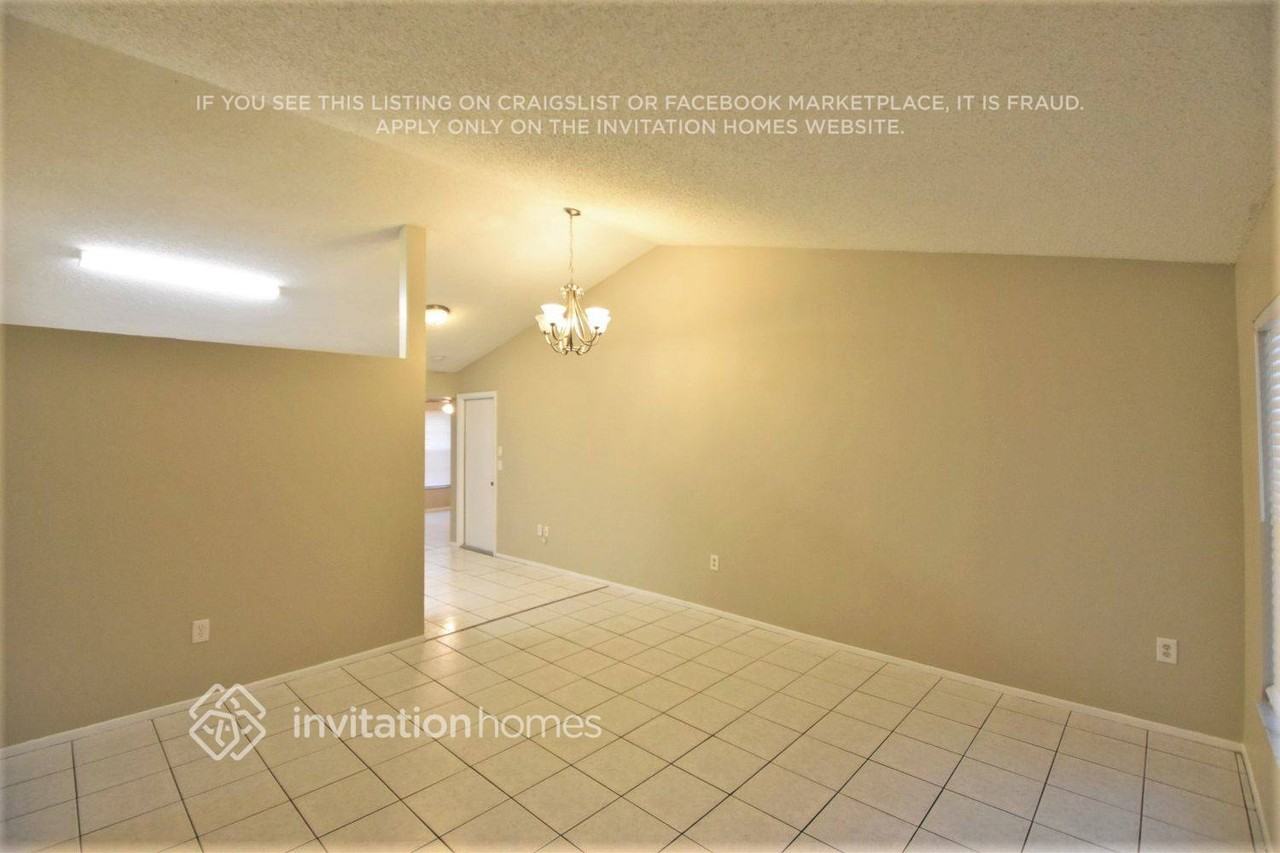7839 Putnam Cir - Photo 5 of 20