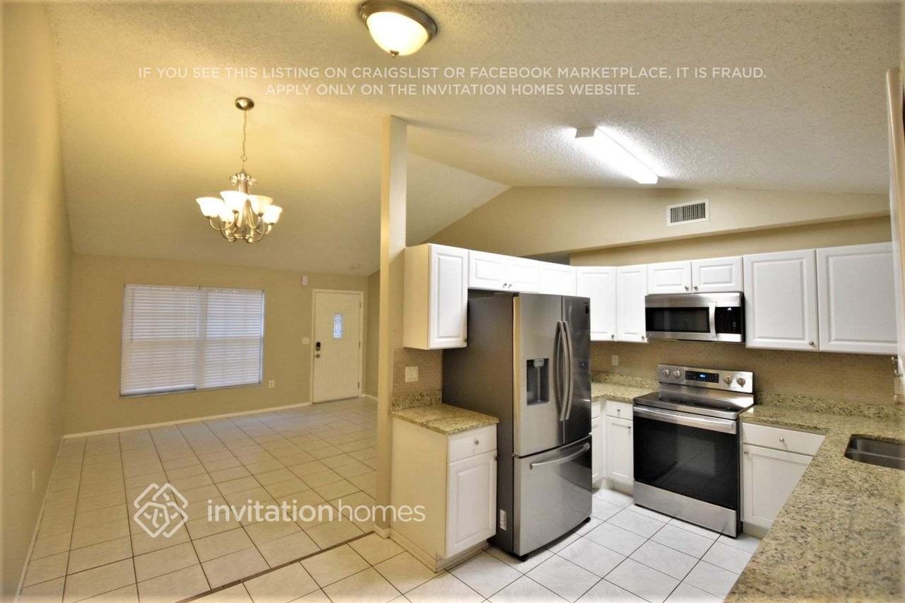 7839 Putnam Cir - Photo 7 of 20
