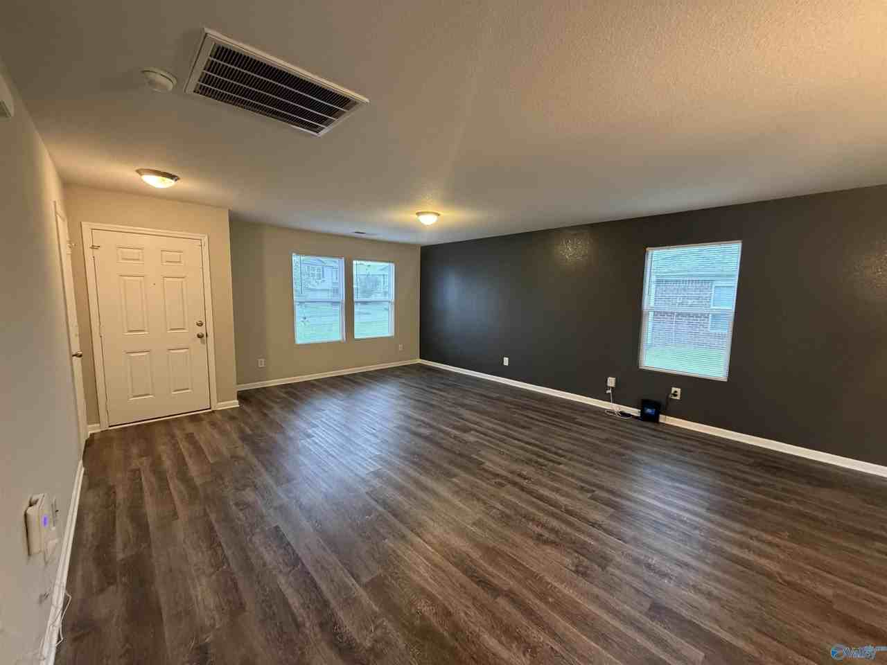 354 Jasmine Dr - Photo 2 of 23