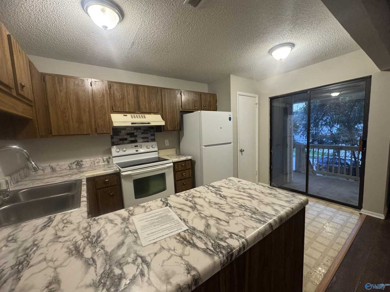 2703 Lantern Walk Se #C - Photo 2 of 26