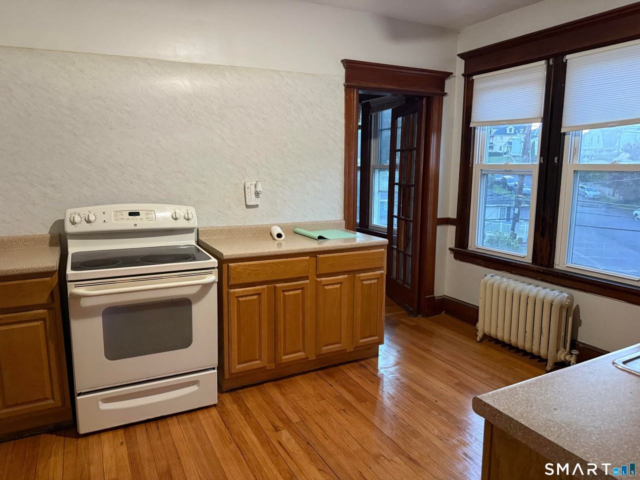 181 Highland Ave - Photo 3 of 7