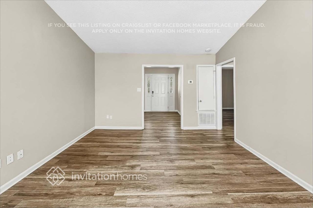 11634 Charnwood Ct - Photo 5 of 19