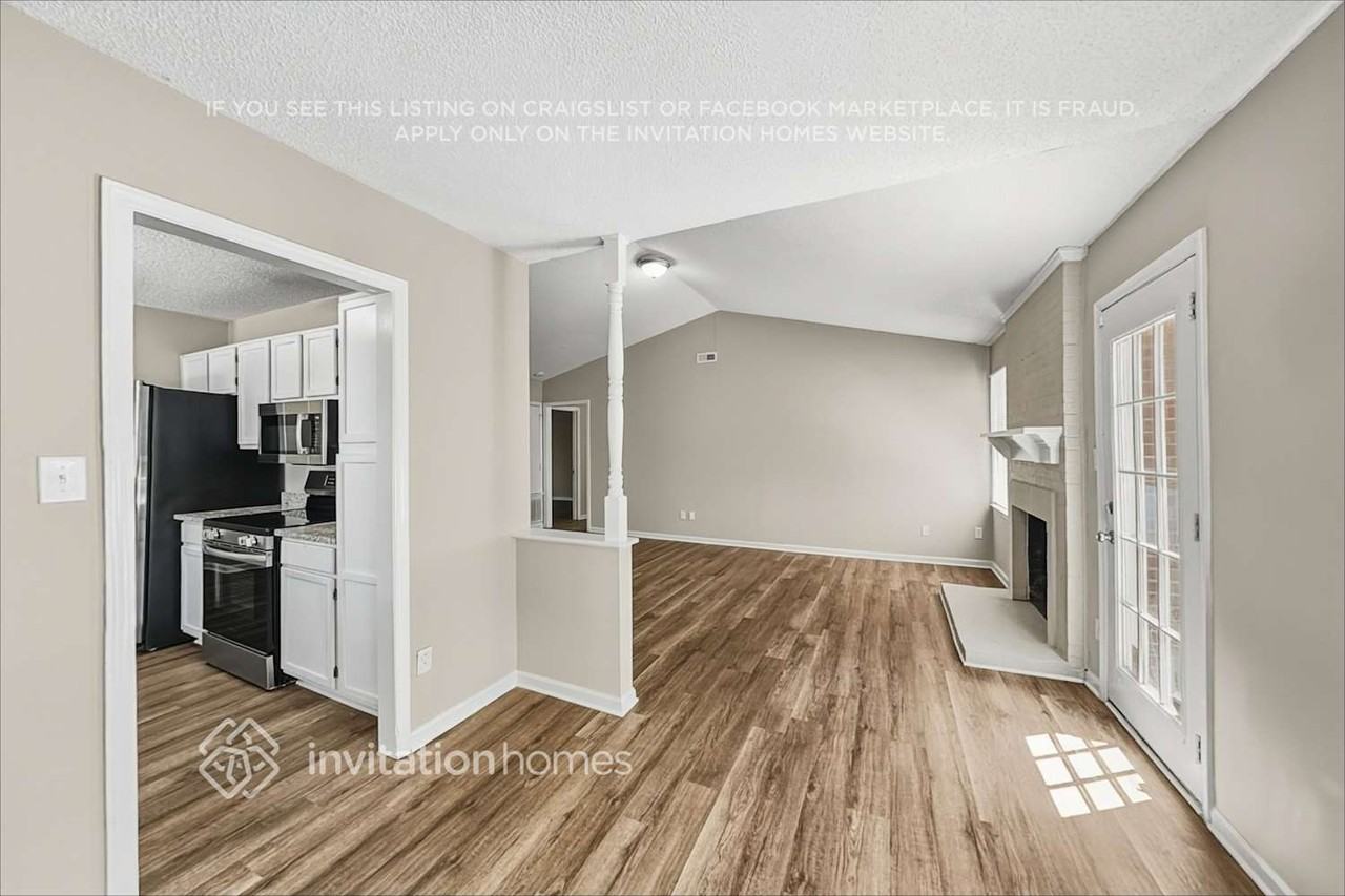 11634 Charnwood Ct - Photo 6 of 19