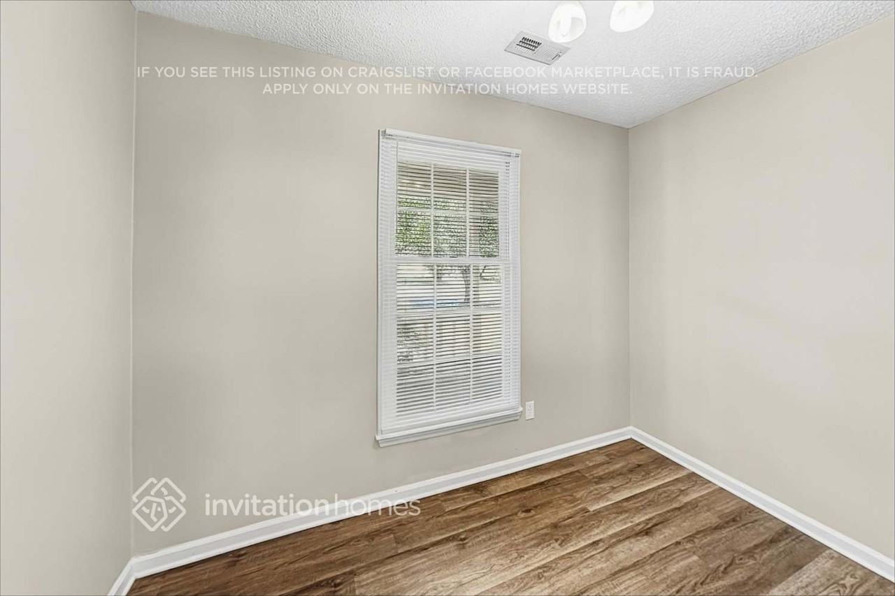 11634 Charnwood Ct - Photo 7 of 19
