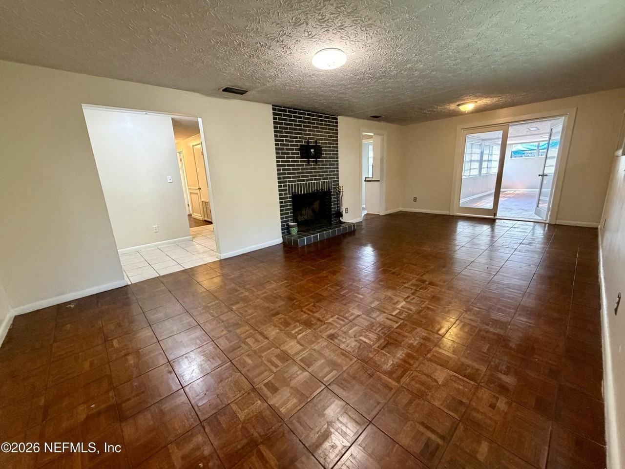 5143 Camellia Cir S - Photo 4 of 19