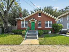 featured image of 2736 Lydia St
