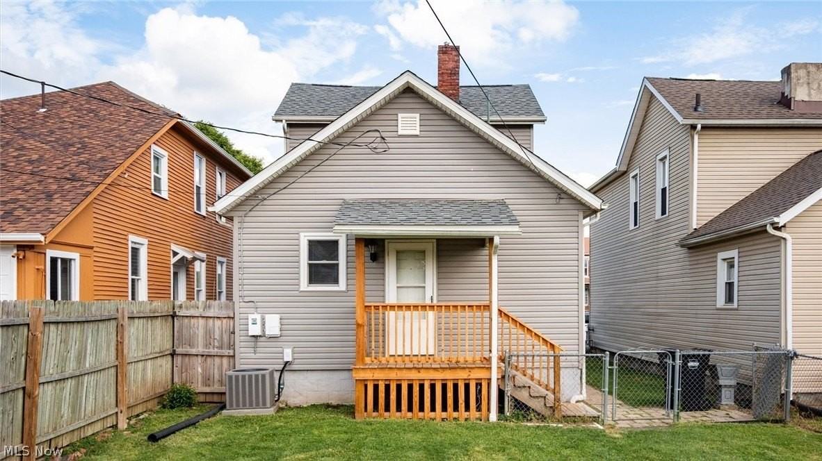 1421 Central Ave - Photo 6 of 40