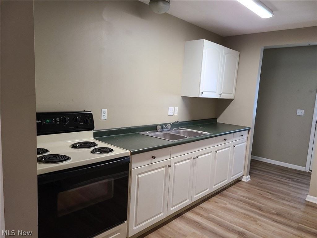 628 Sumner St #DOWN - Photo 2 of 26