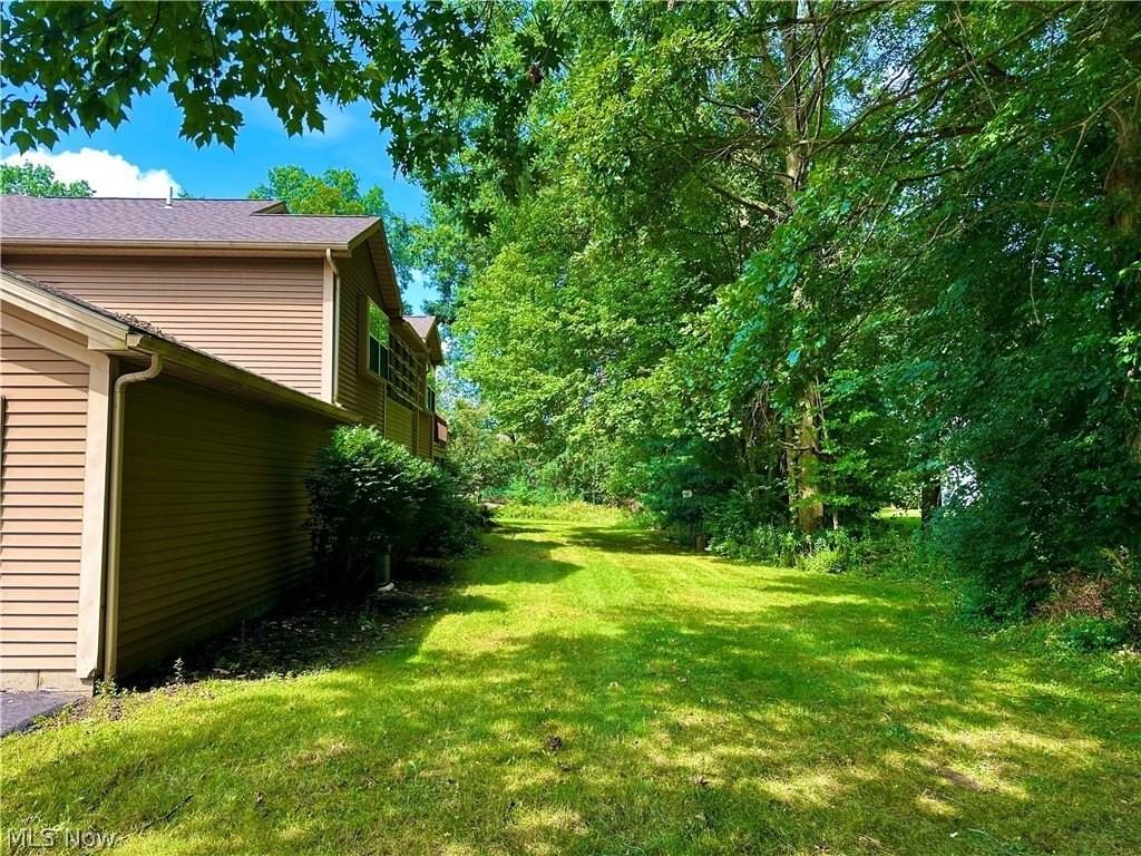 1306 Fox Run Dr - Photo 3 of 48