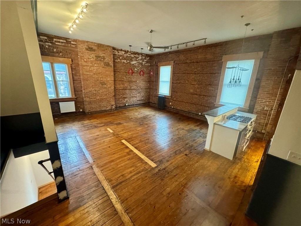 2672 W 14th St #5 - Photo 7 of 12