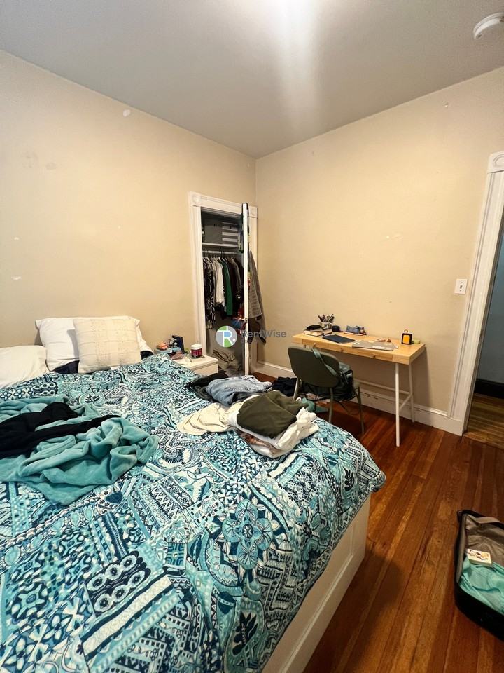 18 Curtis Ave - Photo 7 of 22