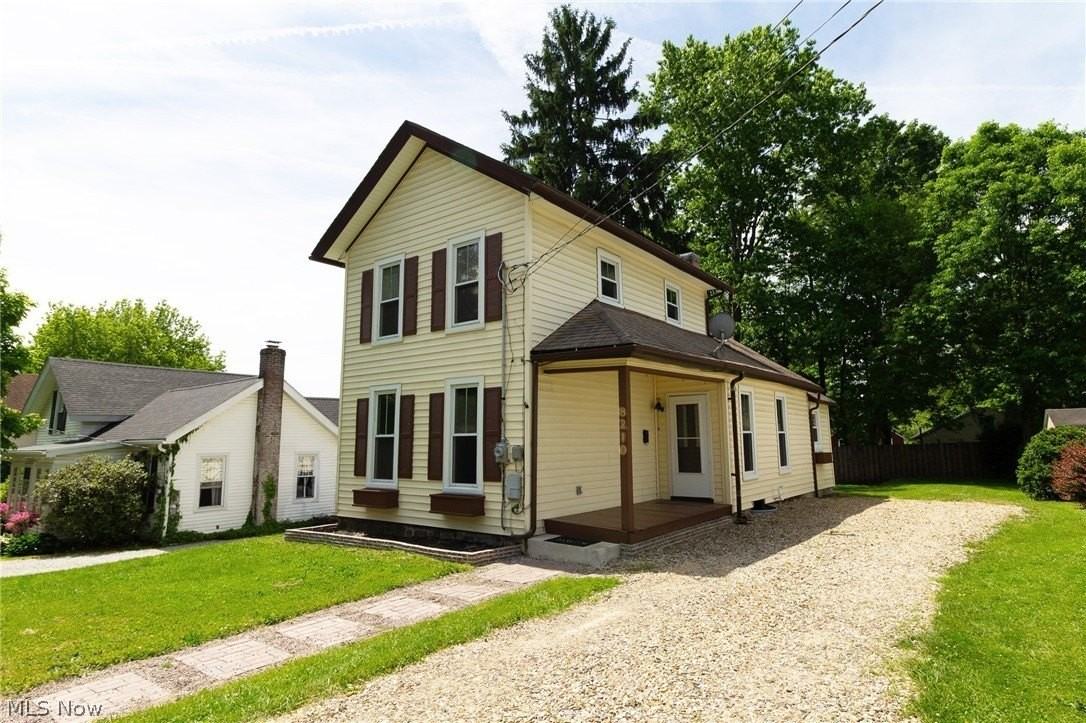 8210 Maple Ave - Photo 4 of 20