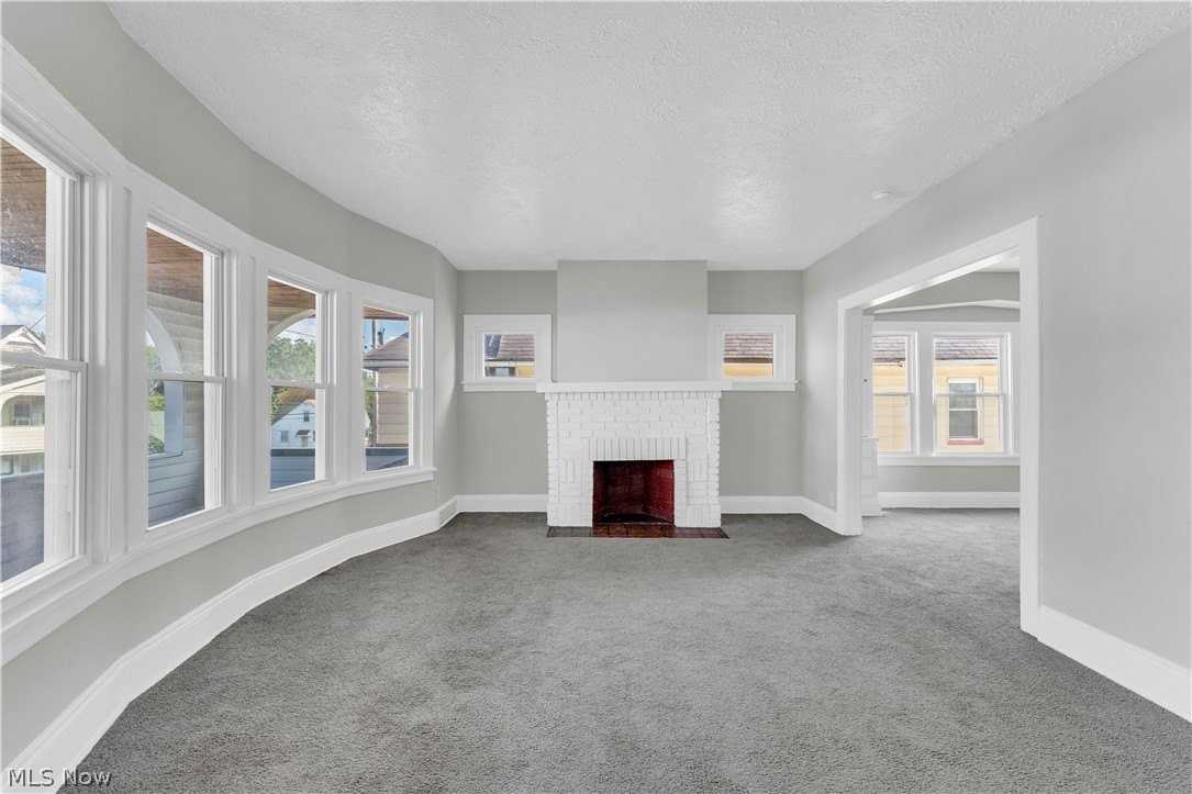3394 E 146th St #2UP - Photo 4 of 23