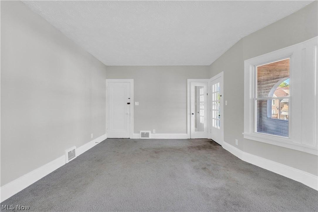 3394 E 146th St #2UP - Photo 5 of 23