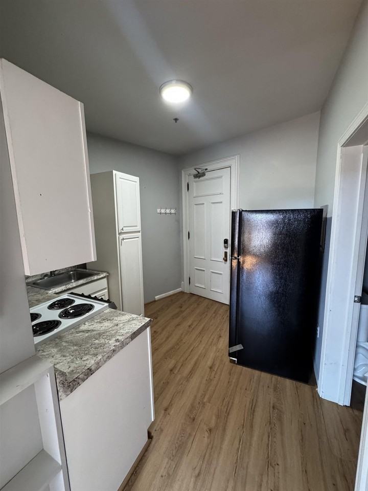 13 Central Sq #204 - Photo 2 of 6
