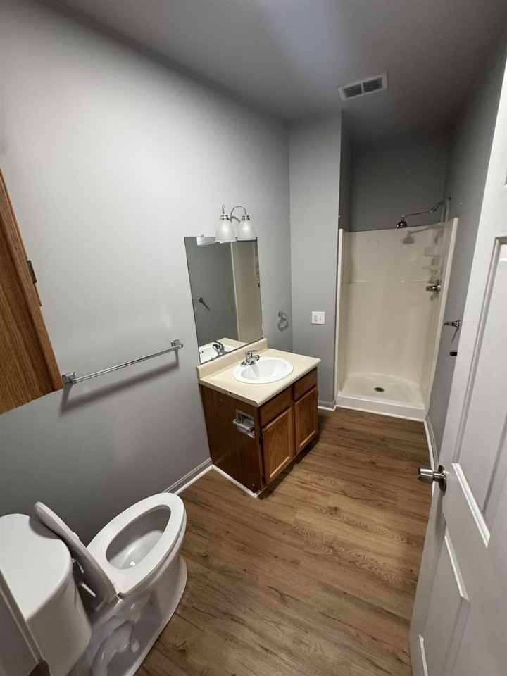 13 Central Sq #204 - Photo 6 of 6
