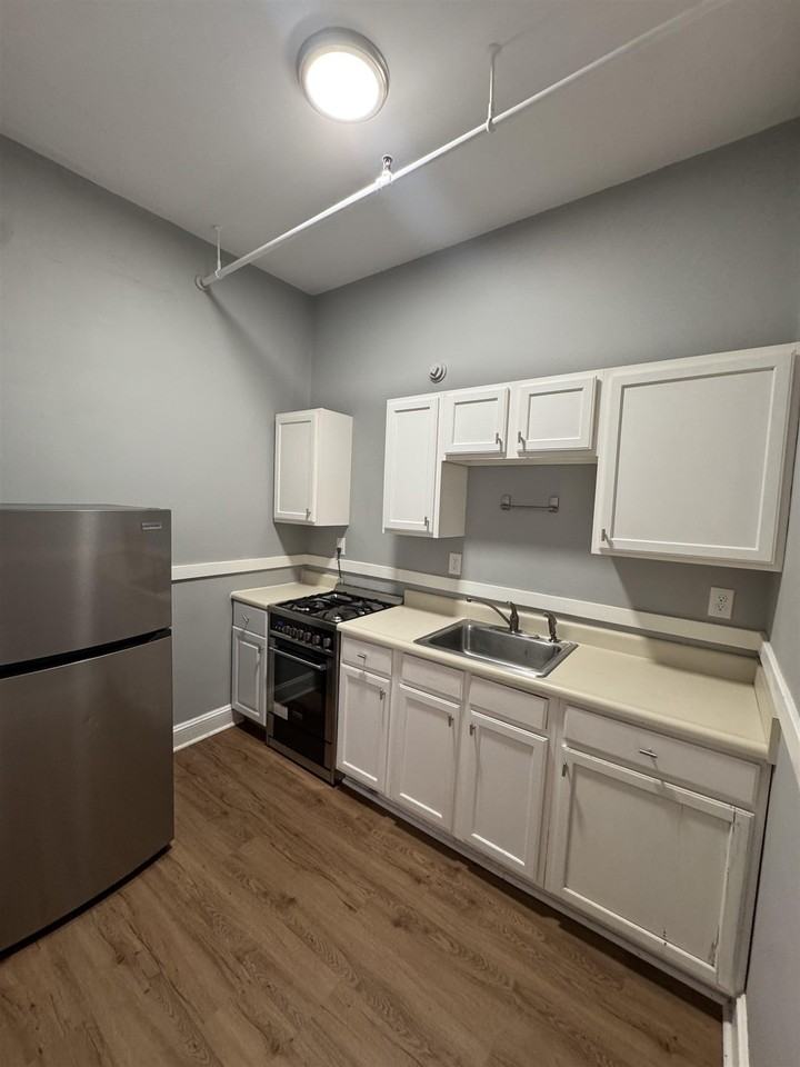 13 Central Sq #306 - Photo 2 of 4