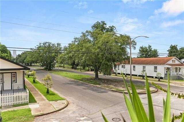 700 Leboeuf St #A - Photo 2 of 12